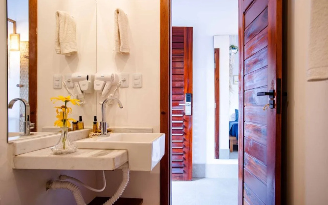 MKNI Hotel - Makani Experience
