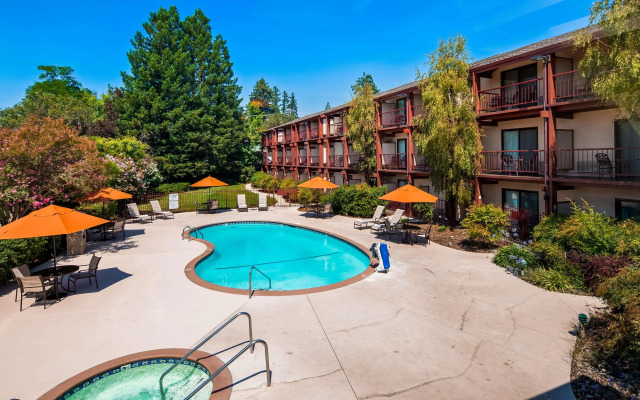 Best Western Plus Humboldt House Inn