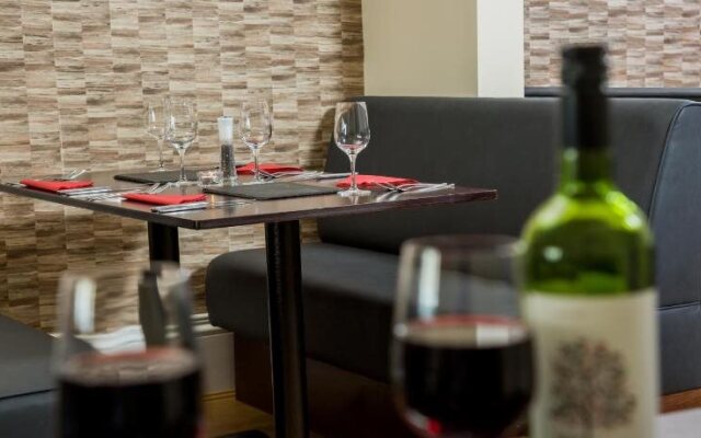 The Ravensworth Hotel
