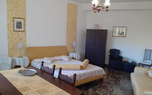 Saglia Apartments