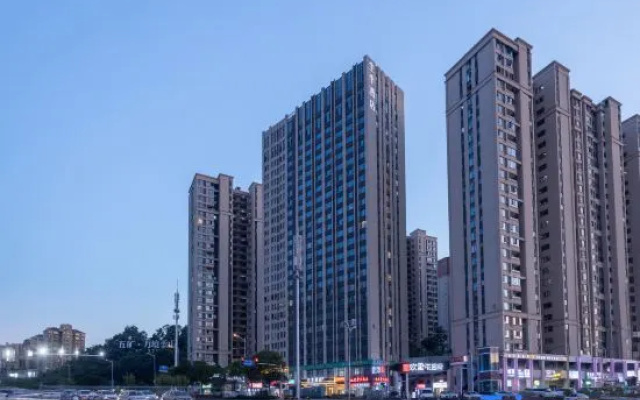 JI Hotel (Changsha University of Science and Technology and Rainbow Shopping Mall) – Outside – Changsha