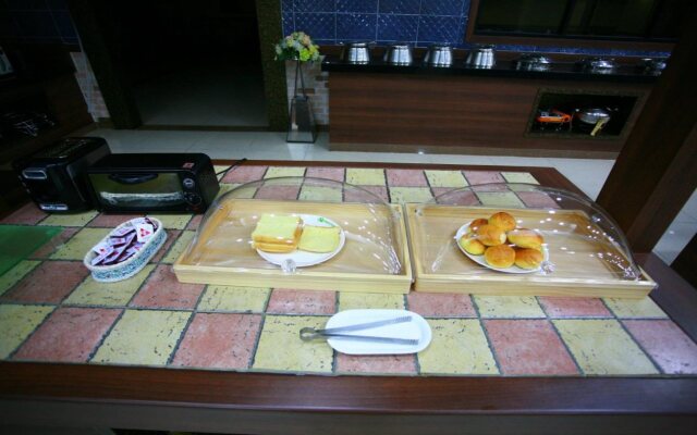 Gumi Hotel