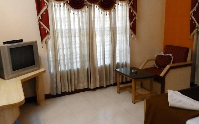 Hotel Athithi