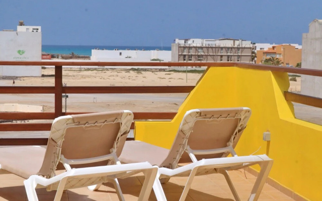 The Yellow Flat - Sea View