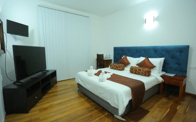 Hotel Silver Dew