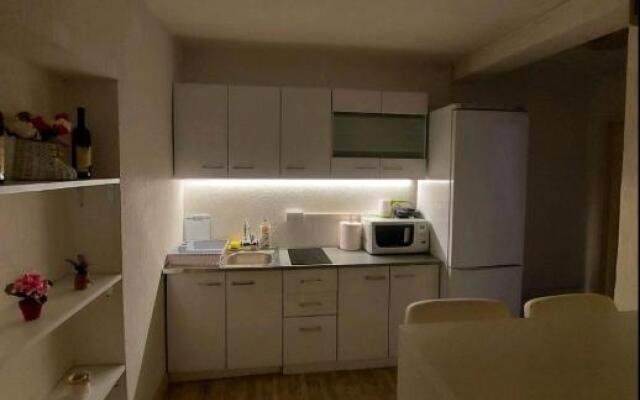 Apartment Center 23