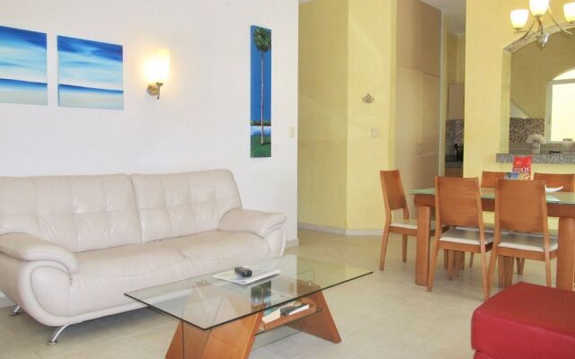 Las Olas downtown Condos by Playa Paradise