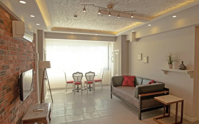 Lion Park Suits & Residence