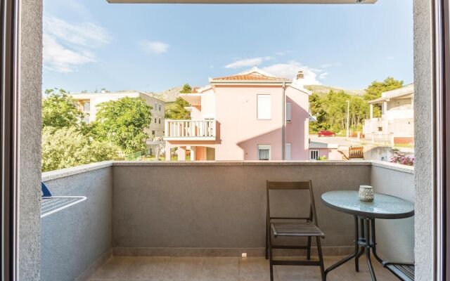 Stunning Home in Podstrana With Wifi and 1 Bedrooms