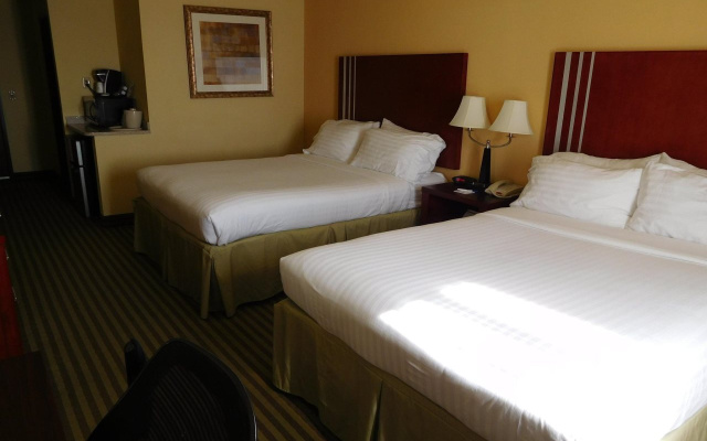 Holiday Inn Express & Suites Ponca City by IHG