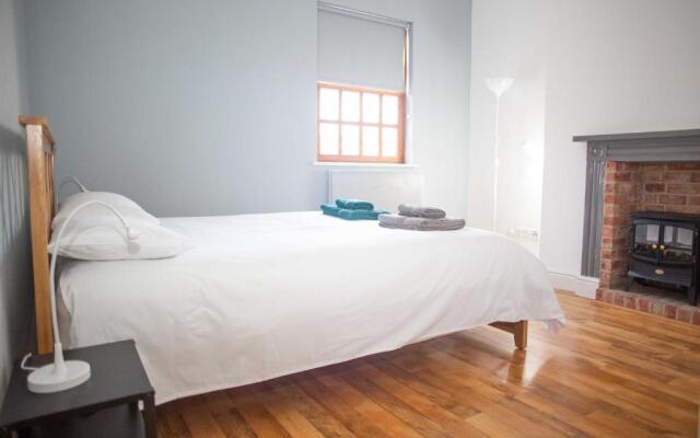 Quire Court Apartments