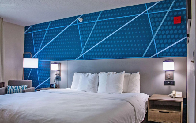 Quality Inn Coralville - Iowa River Landing