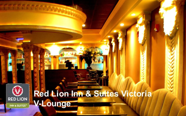 Red Lion Inn and Suites