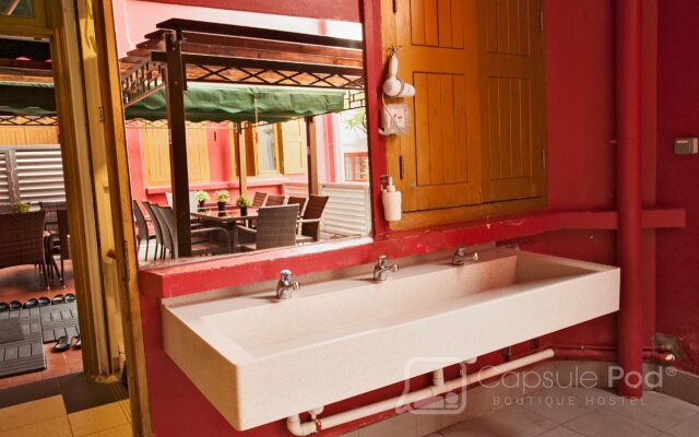 Wink @ Upper Cross Street