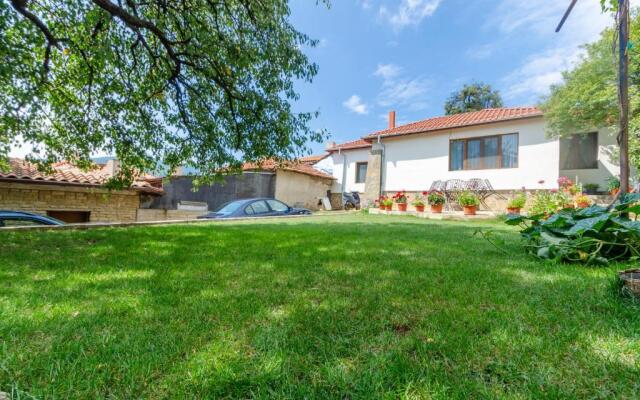 Къща за гости Виктория