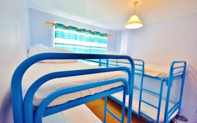 Ocean Bar & Hostel