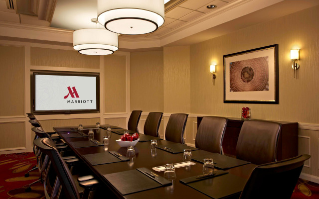 Falls Church Marriott Fairview Park