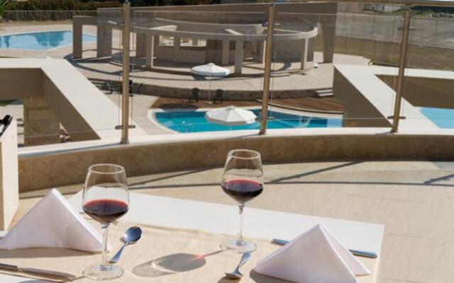 Elpida Resort & Spa