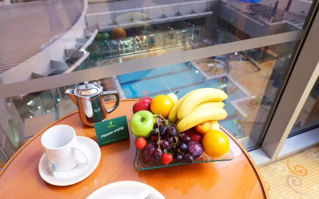 Holiday Inn Suites Kuwait by IHG