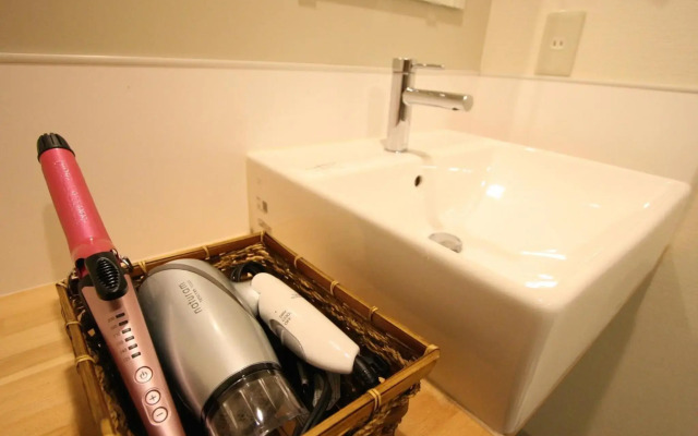 Osaka Guesthouse Nest - Hostel