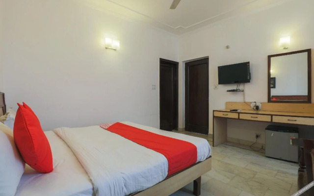 OYO Rooms Defence Colony A Block
