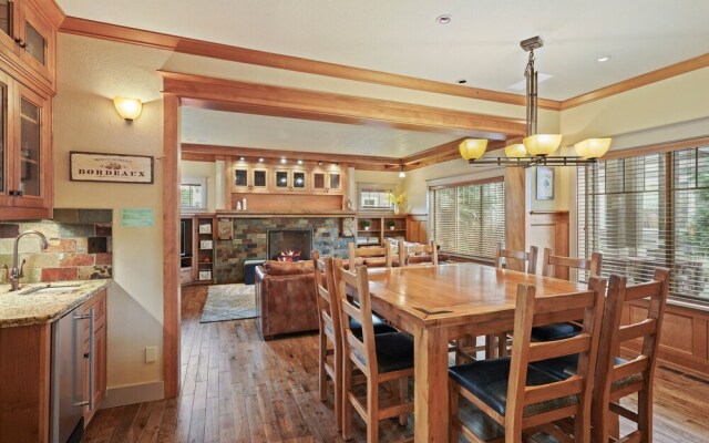 Craftsman-style Awbrey Home features Gas BBQ by RedAwning