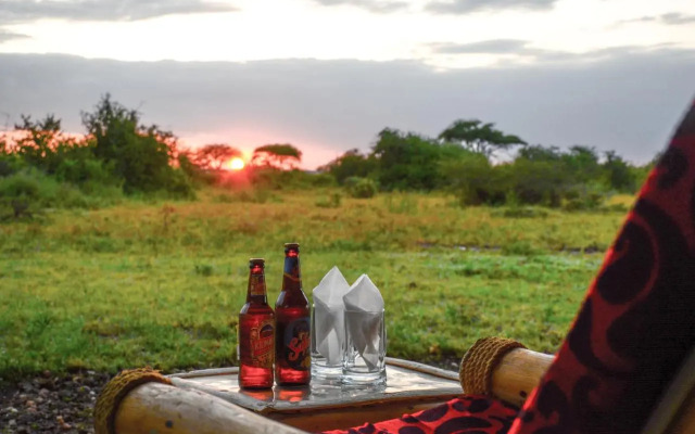 Zebra-Kemang'ore Bush Tented Lodge