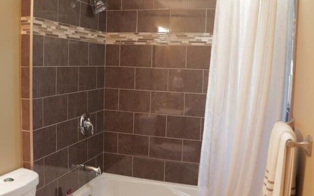 Lidy’s B&B Suite
