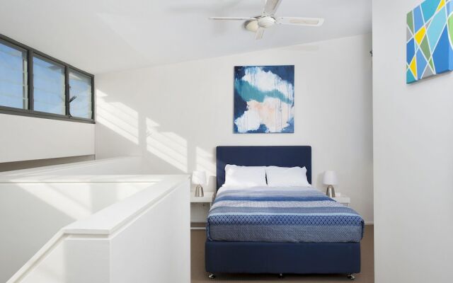 One Mile Ridge, 12/26 One Mile Close