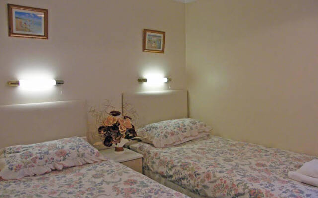 Quayside Close Holiday Apartments