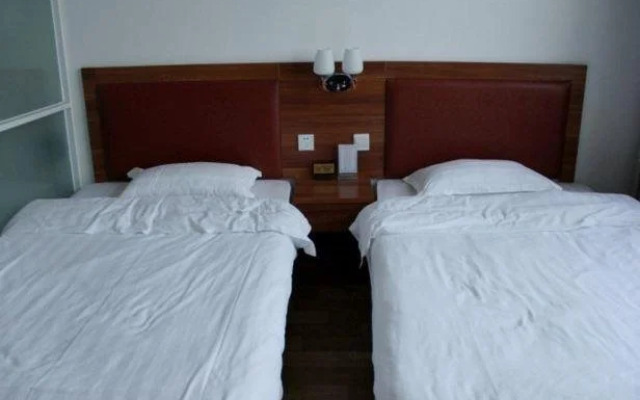 Xianghua Express Inn