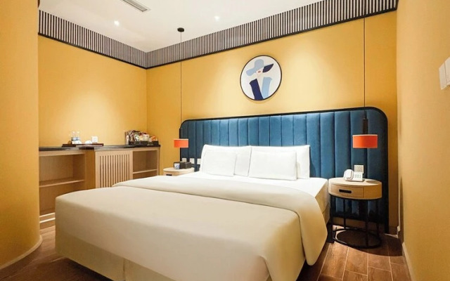 A25 Hotel - 130 Ba Trieu