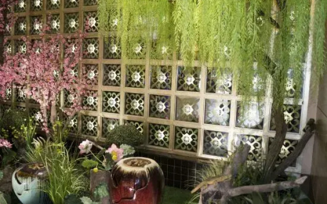 City Encounter Boutique Art Hotel