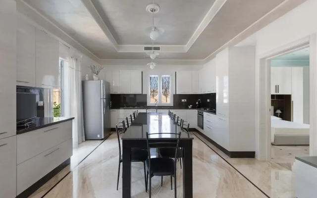 1695 Villa Albarosa by Perle di Puglia