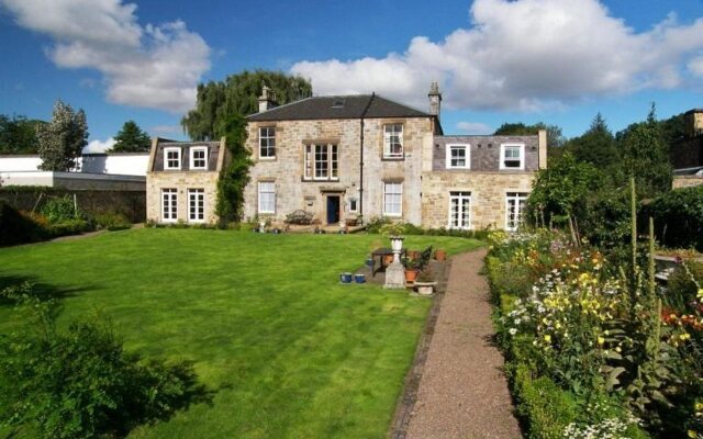 Guest House at Eskbank