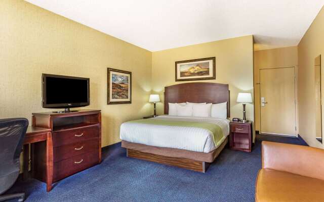 Days Hotel by Wyndham Mesa Near Phoenix