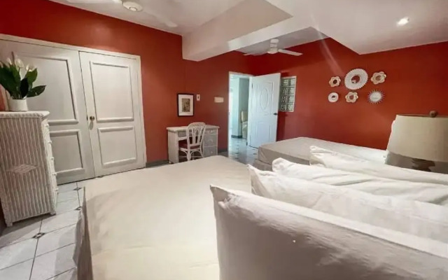 Villa Isabella Discovery Bay