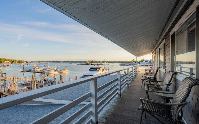 Boothbay Harbor Oceanside Inn