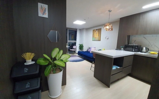 Ocean View Apartments in Gwanganri