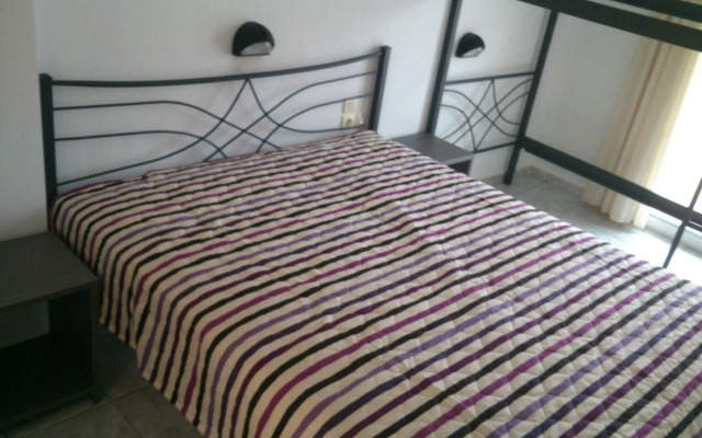 Vicky Rooms