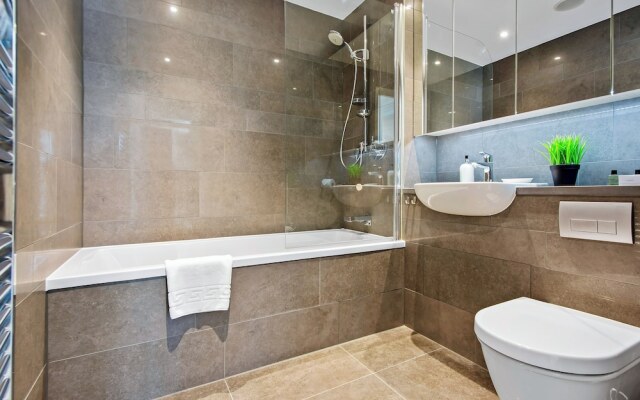 Spacious 3 Bed Apartment in Angel