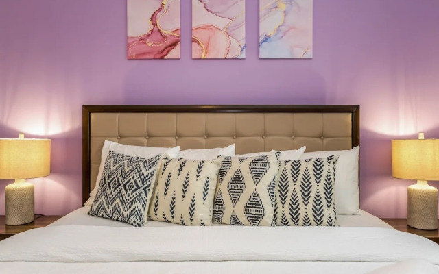 Spacious Home Near Disney