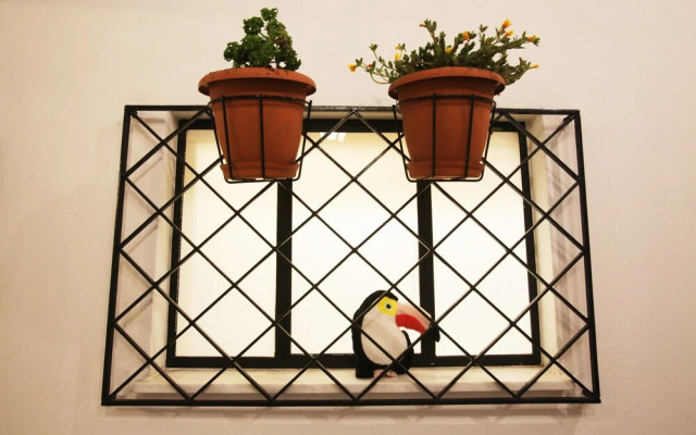 Live in Athens, Thiseio Historic House