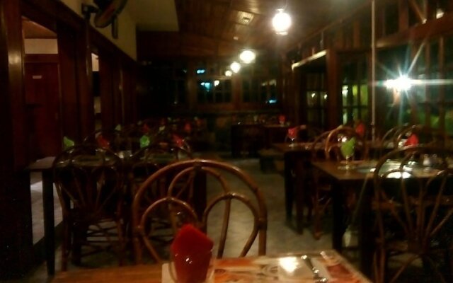 Cosi Holiday