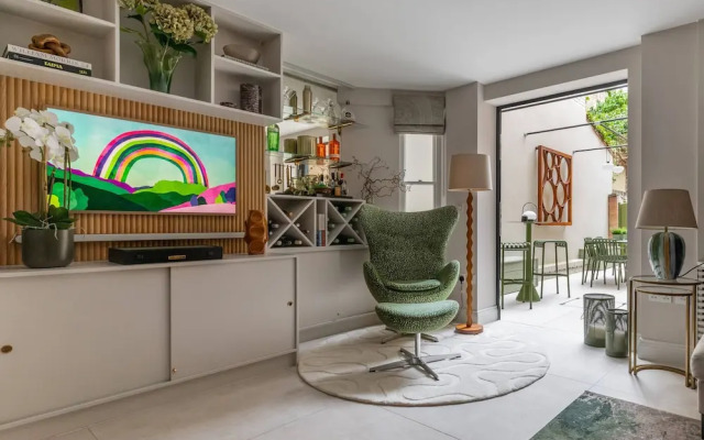 Culford Gardens III by Onefinestay