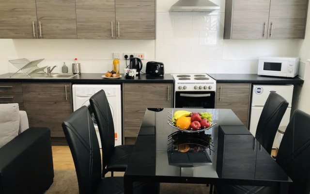Showcase Apartments - Highcross House Apart Hotel