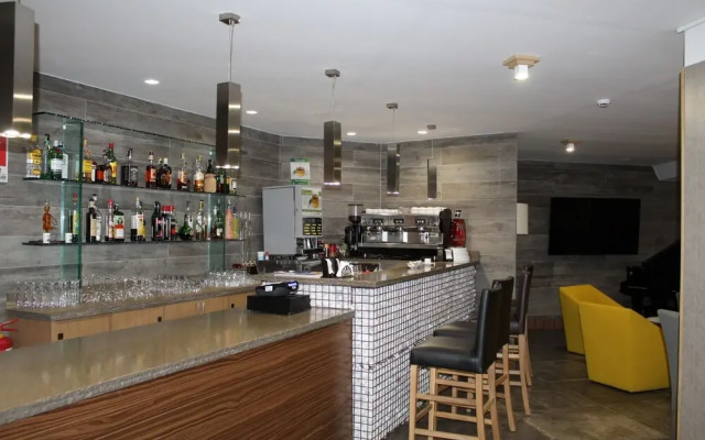 National Park Hotel & Spa