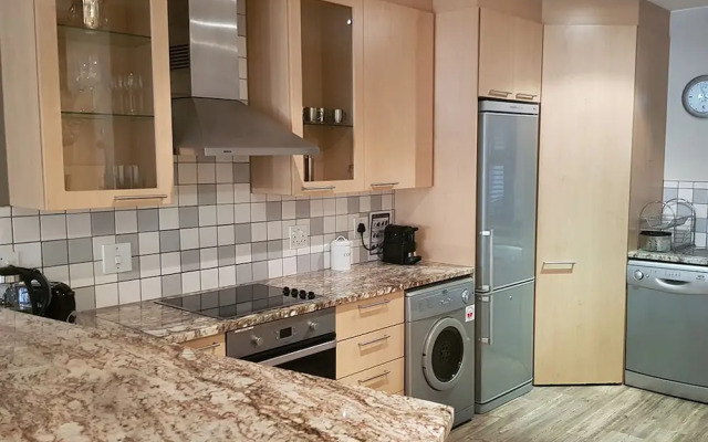 Weom Apartments