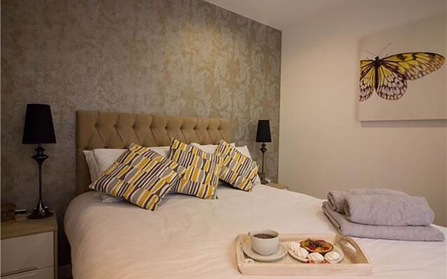 Diamond - Marsham City Apartment