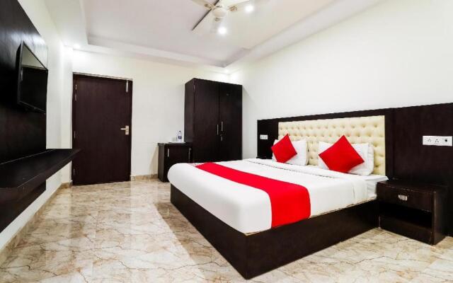 Pacific Green By Frescoes Hotel